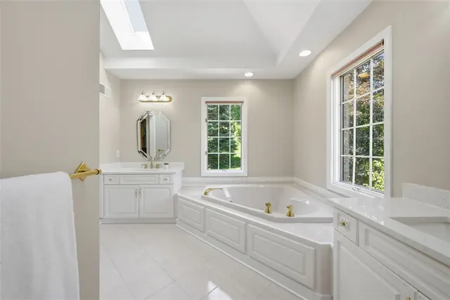 3007 W Grove Place gallery image 15