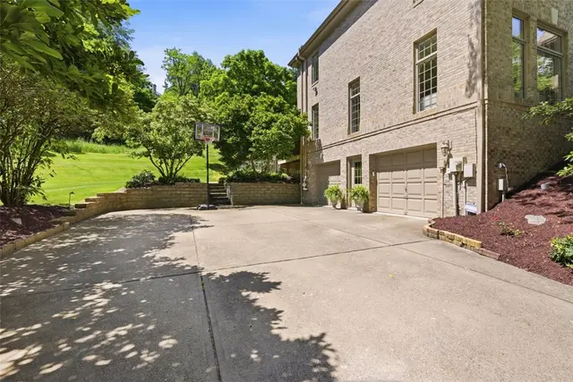 3007 W Grove Place gallery image 27