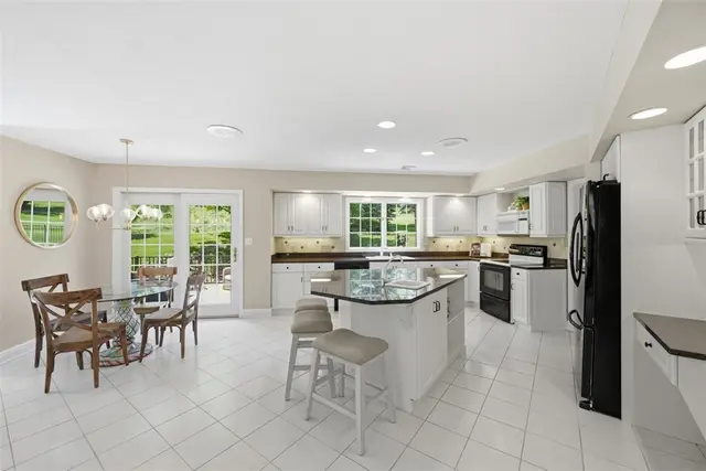 3007 W Grove Place gallery image 38