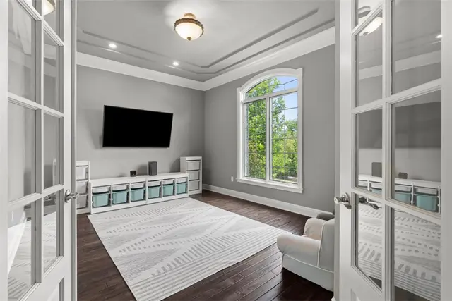 301 Chinquapin Ln gallery image 7