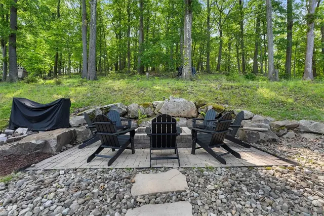 301 Chinquapin Ln gallery image 18