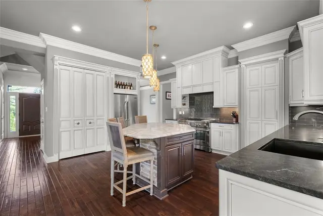 301 Chinquapin Ln gallery image 23