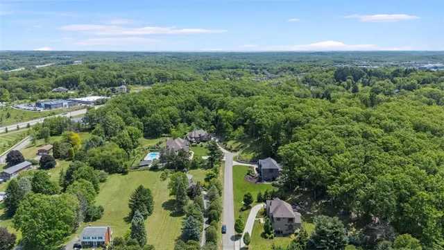 301 Chinquapin Ln gallery image 24