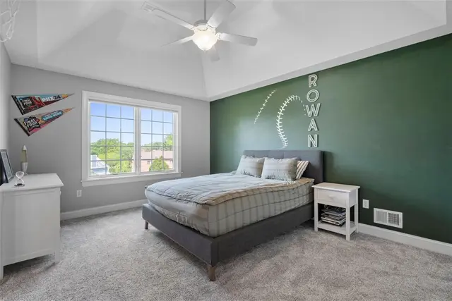 301 Chinquapin Ln gallery image 26