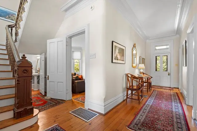 301 Church Lane gallery image 18