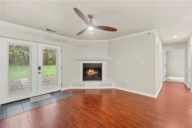 3011 Lenox Oval gallery image 2