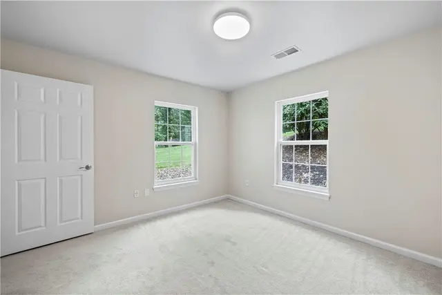 3011 Lenox Oval gallery image 3