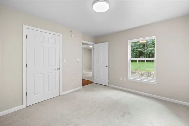 3011 Lenox Oval gallery image 12