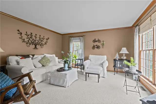 3018 Bardona Circle gallery image 9