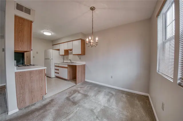 302 Carla Dr gallery image 19