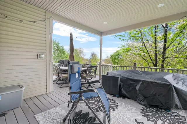 302 Castanea Drive gallery image 24