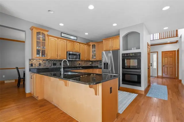 302 Castanea Drive gallery image 26