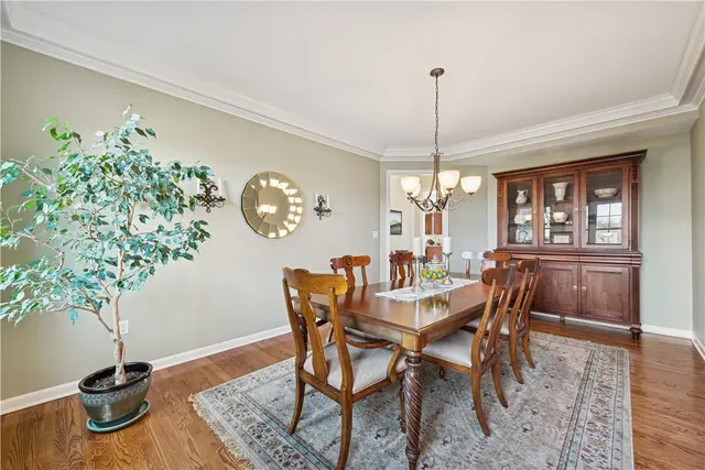 302 Pinyon Drive gallery image 18