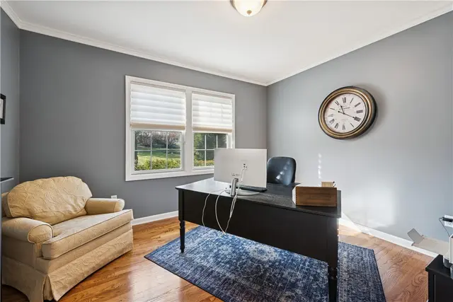 302 Pinyon Drive gallery image 21