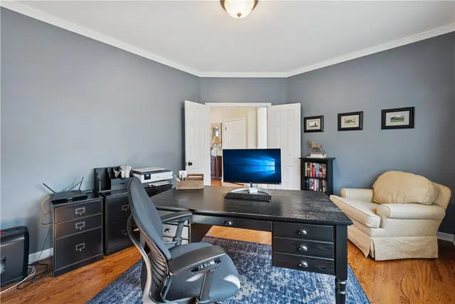 302 Pinyon Drive gallery image 22