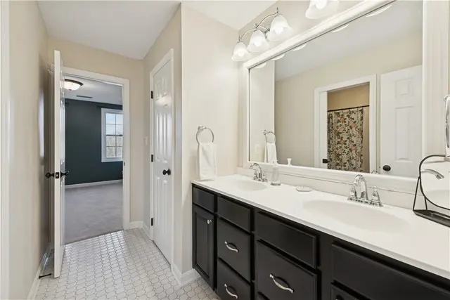 302 Pinyon Drive gallery image 38