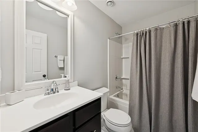 302 Pinyon Drive gallery image 40