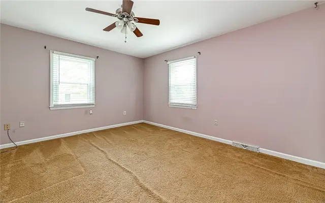 302 Ridgeway Drive gallery image 25