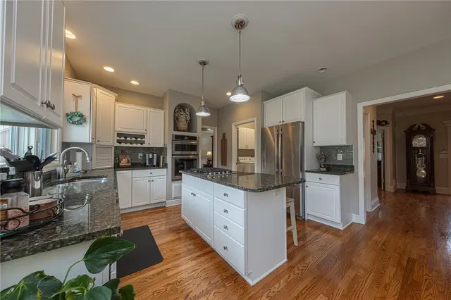 3021 East Ridge Drive gallery image 8