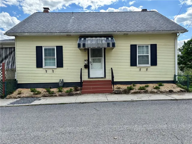 303 Highland Lane