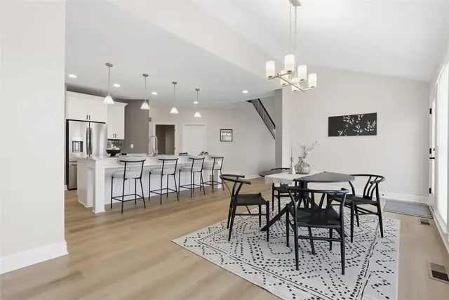 303 Kenney Dr gallery image 6