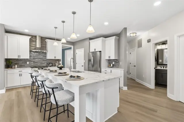 303 Kenney Dr gallery image 14