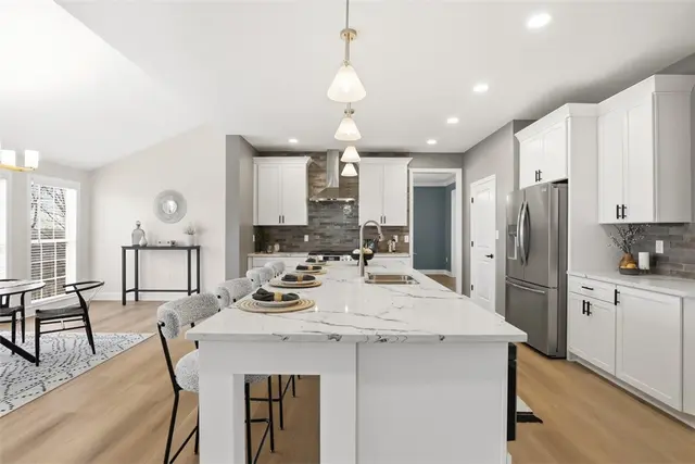 303 Kenney Dr gallery image 18