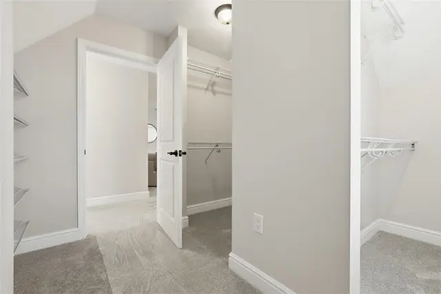 303 Kenney Dr gallery image 23