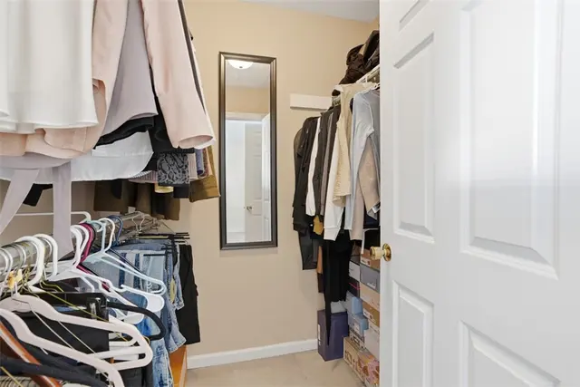 303 Northglen Ct gallery image 7