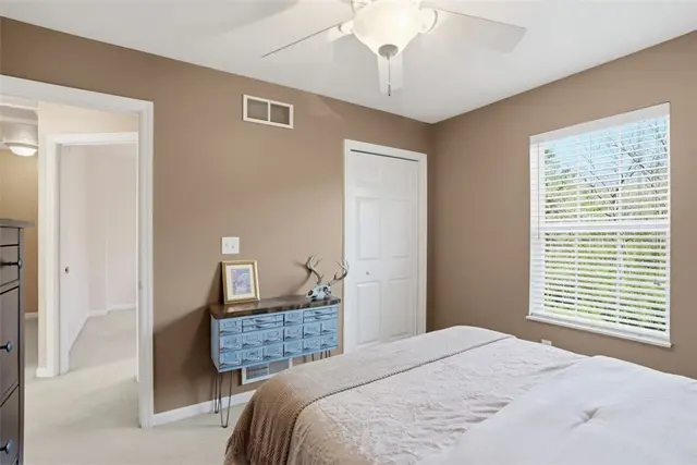 303 Northglen Ct gallery image 21