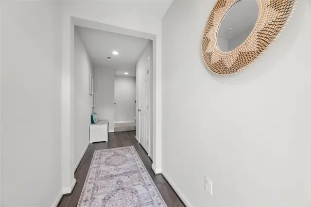 303 Parade St gallery image 17