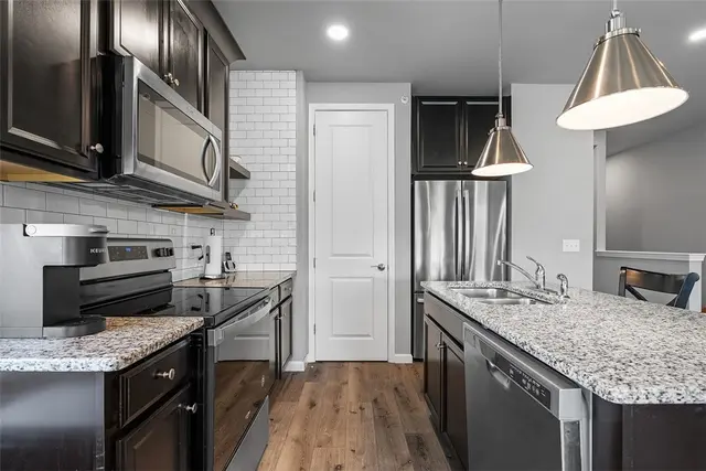 303 Tillary Lane 201 gallery image 6