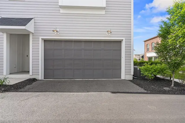 303 Tillary Lane 201 gallery image 8