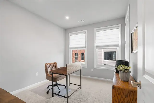 303 Tillary Lane 201 gallery image 12