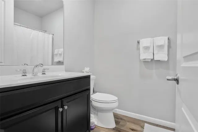 303 Tillary Lane 201 gallery image 13