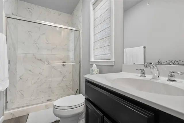 303 Tillary Lane 201 gallery image 15