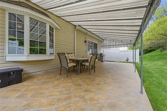 303 Torrey Pine Dr gallery image 13