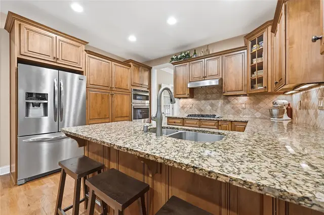 303 Torrey Pine Dr gallery image 17