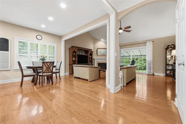 303 Torrey Pine Dr gallery image 26