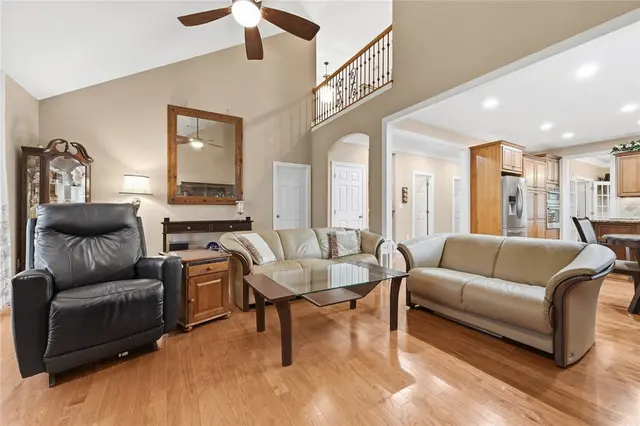 303 Torrey Pine Dr gallery image 29