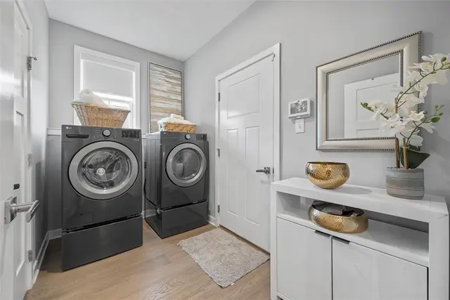 3033 Mahican Circle gallery image 26
