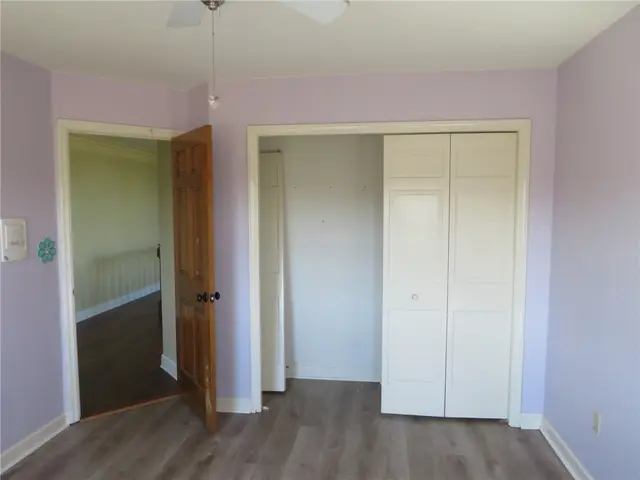 304 Scenic Ridge Ct gallery image 19