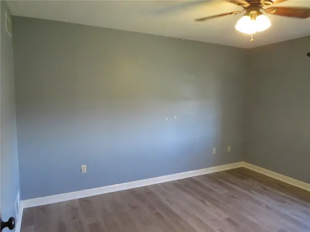 304 Scenic Ridge Ct gallery image 22