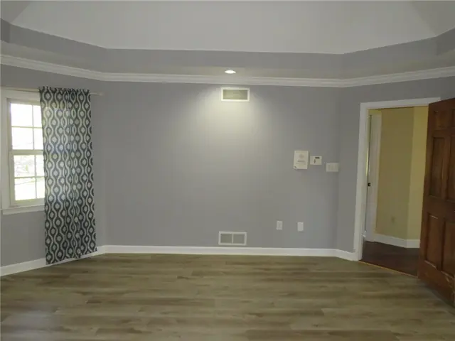 304 Scenic Ridge Ct gallery image 25