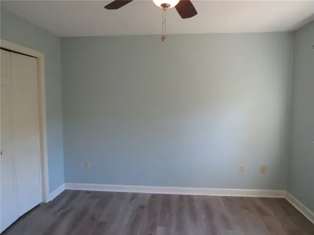 304 Scenic Ridge Ct gallery image 38