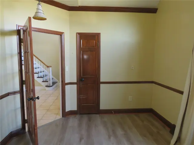 304 Scenic Ridge Ct gallery image 39