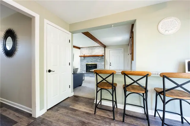 3049 Seminole Ct gallery image 14