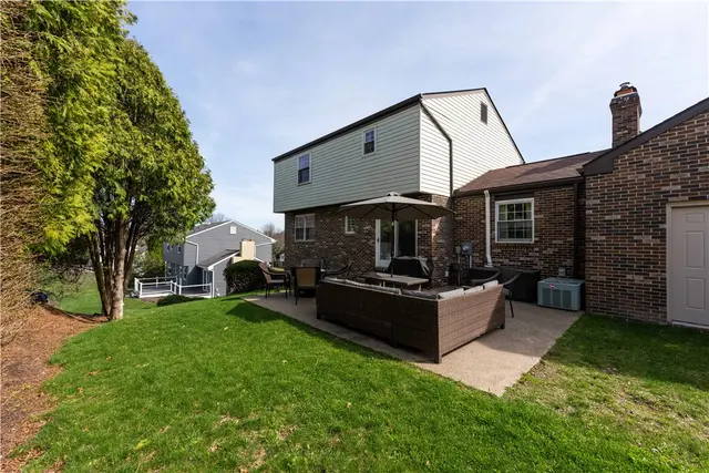 3049 Seminole Ct gallery image 15