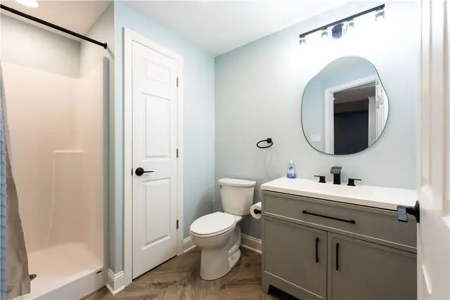 3049 Seminole Ct gallery image 30