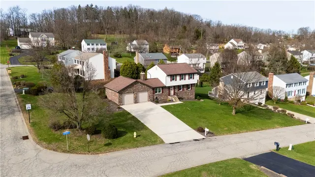 3049 Seminole Ct gallery image 36